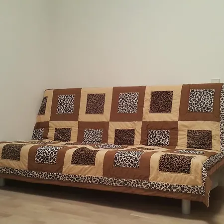 One Bedroom Labdariu