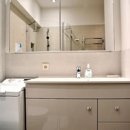 One Bedroom Labdariu Apartment Vilnius